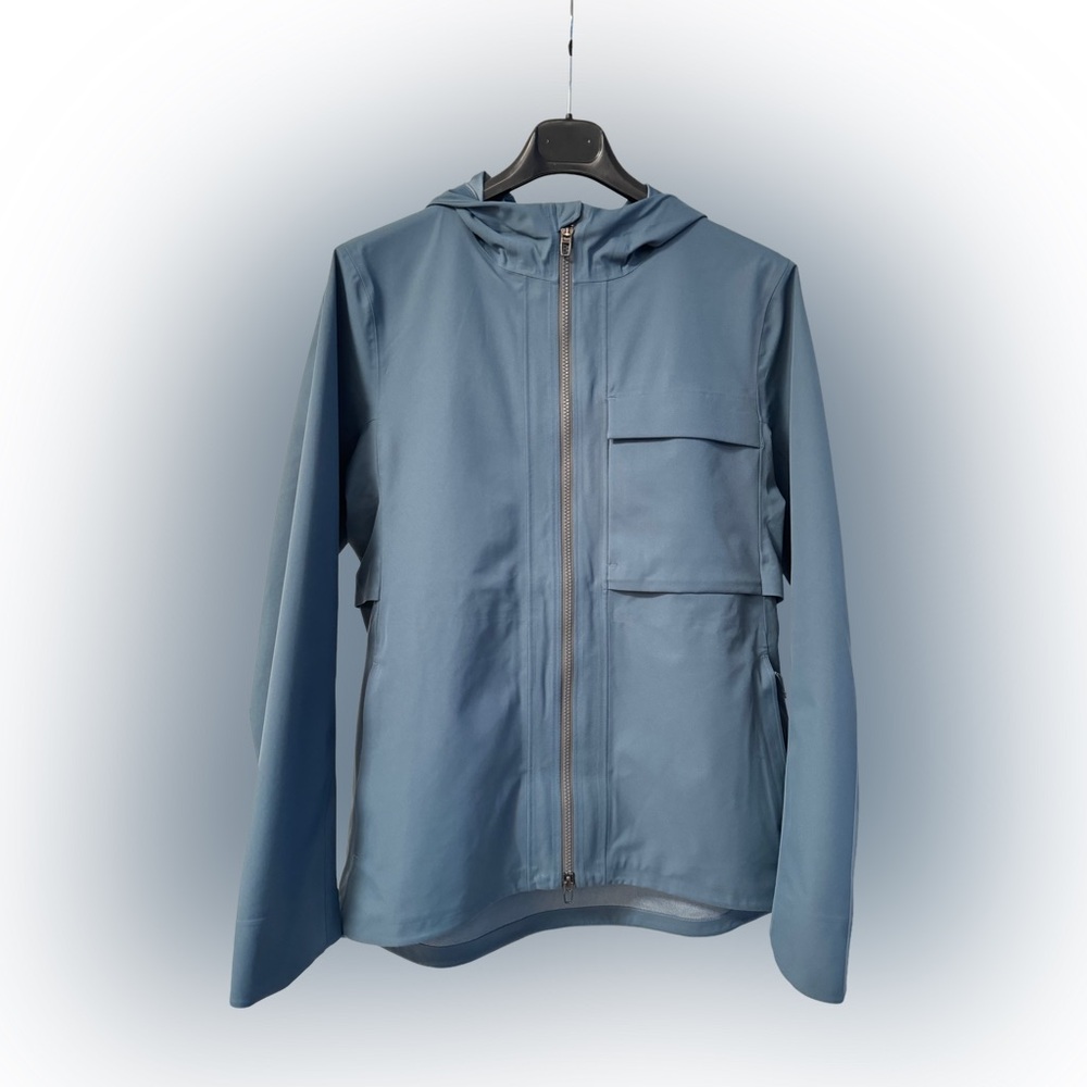 Lululemon Outpour Stretchseal Jacket Size M Brand… - image 1